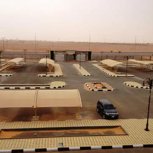 مظلات مواقف عامة