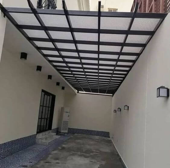 مظلات لكسان